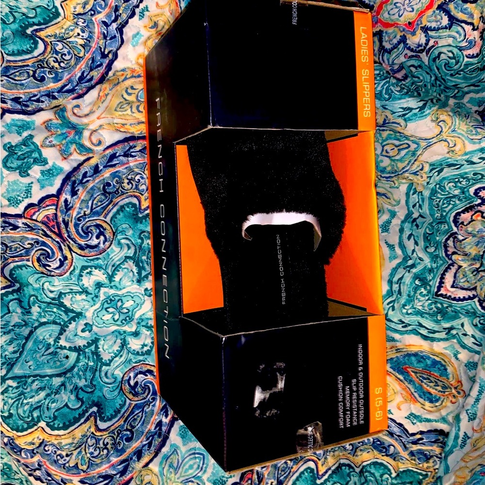 French connection never worn black fuzzy slippers